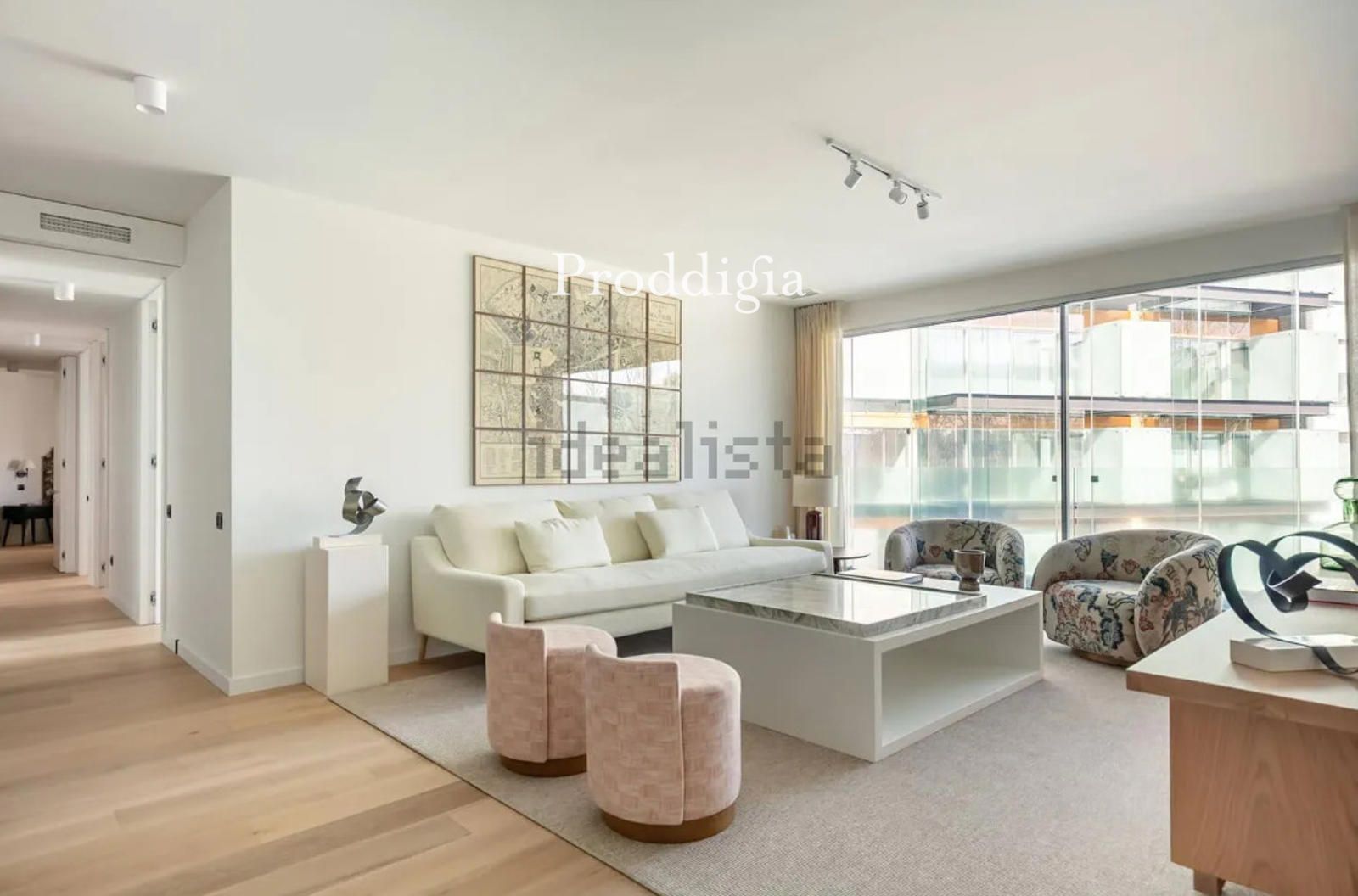 Living room of Flat for sale in  Barcelona Capital  with Air Conditioner, Terrace and Storage room
