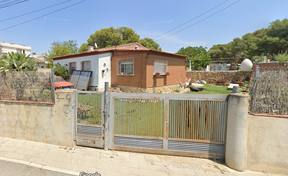 Vista exterior de Casa o xalet en venda en Castellet i la Gornal amb Jardí privat i Terrassa