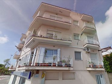 Piso en venta en C/ Alhambra