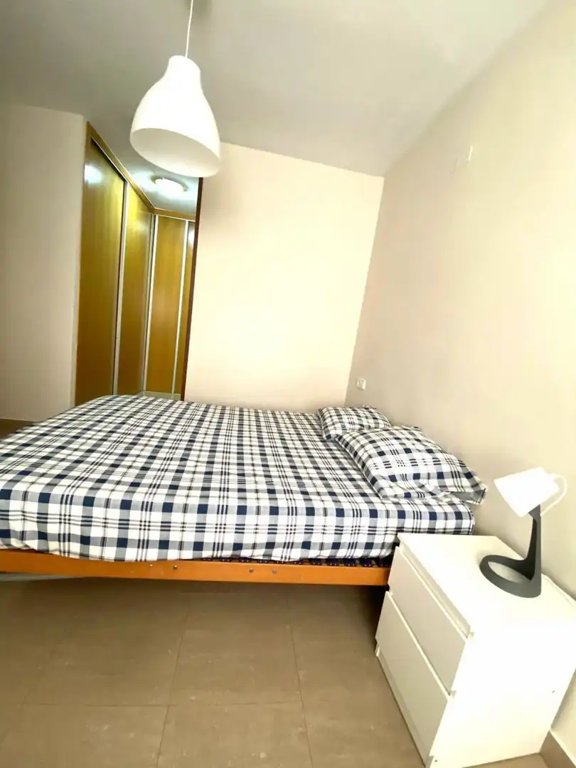 Habitación de Piso de alquiler en Murcia con Aire acondicionado y Amueblado
