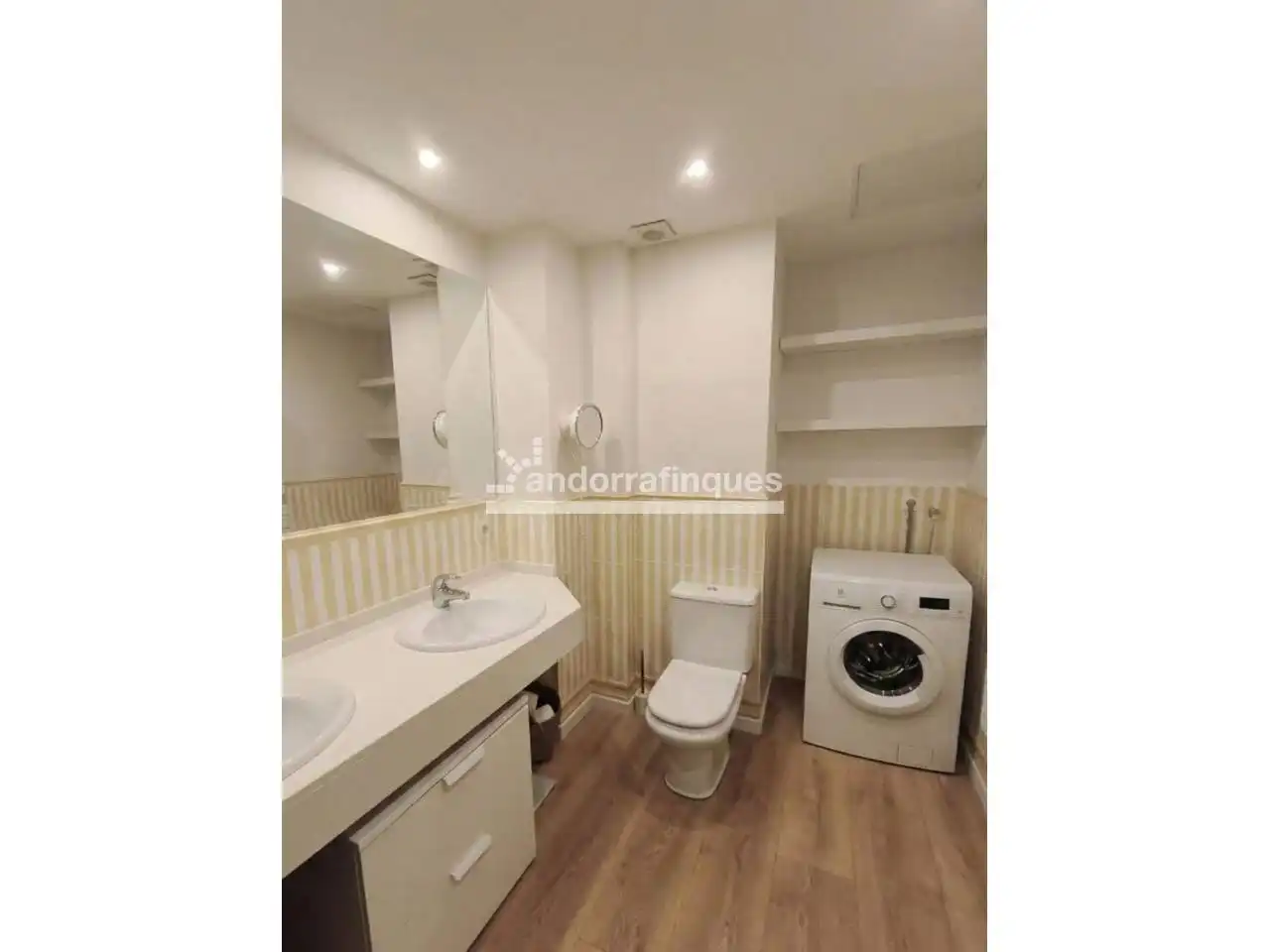 Baño de Apartamento en venta en Montferrer i Castellbò con Aire acondicionado, Terraza y Trastero