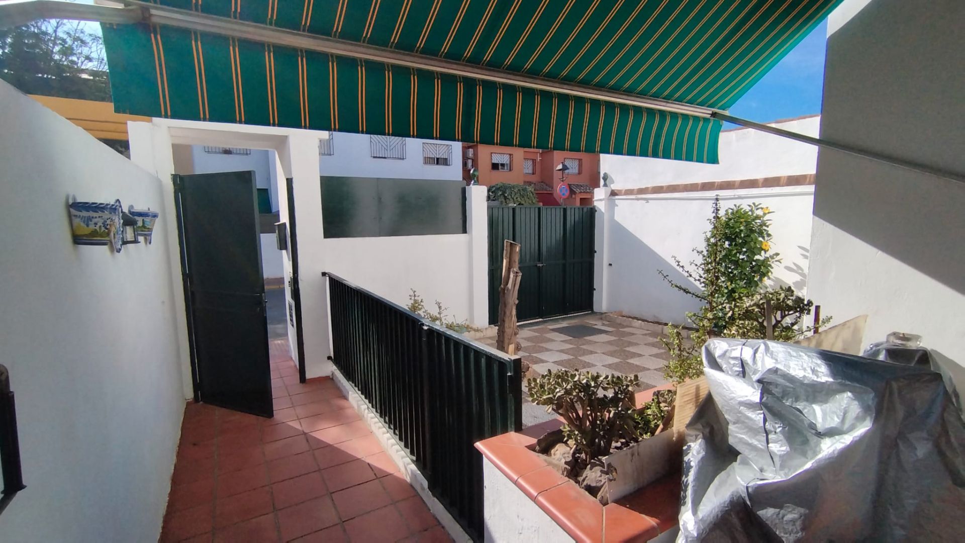 Terrassa de Casa o xalet en venda en Gines amb Aire condicionat i Moblat