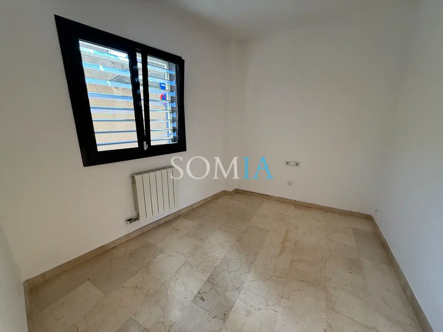 Habitación de Piso en venta en Sant Celoni con Calefacción, Horno y Internet
