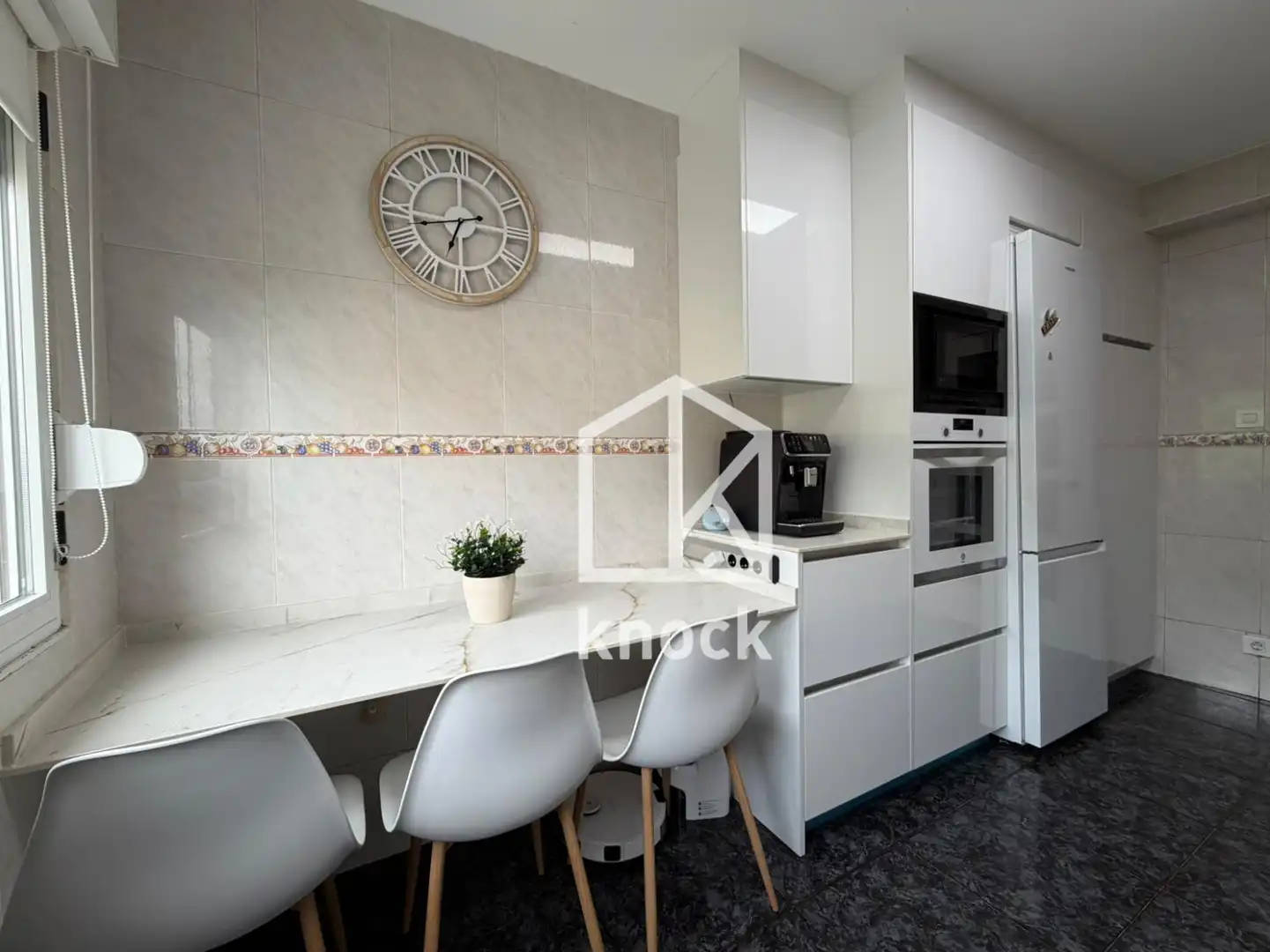 Cocina de Piso en venta en Gijón  con Calefacción