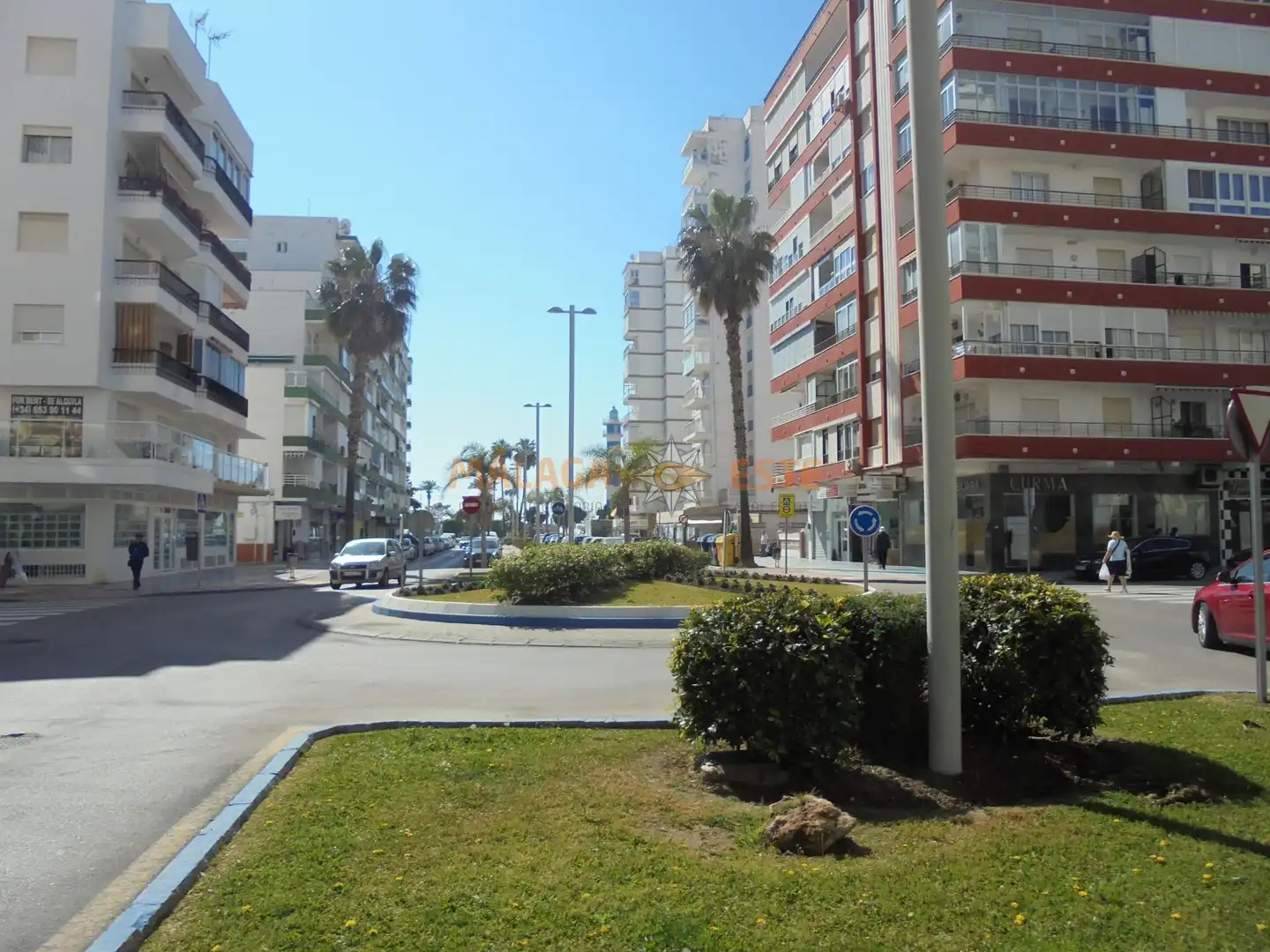 Garage zur Miete in Poniente - Faro