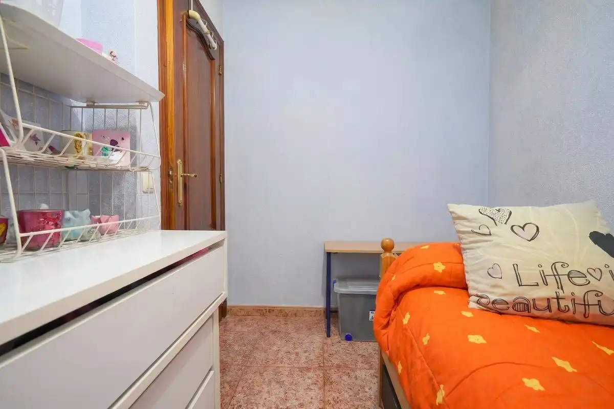 Habitación de Piso en venta en Parla con Aire acondicionado, Calefacción y Terraza
