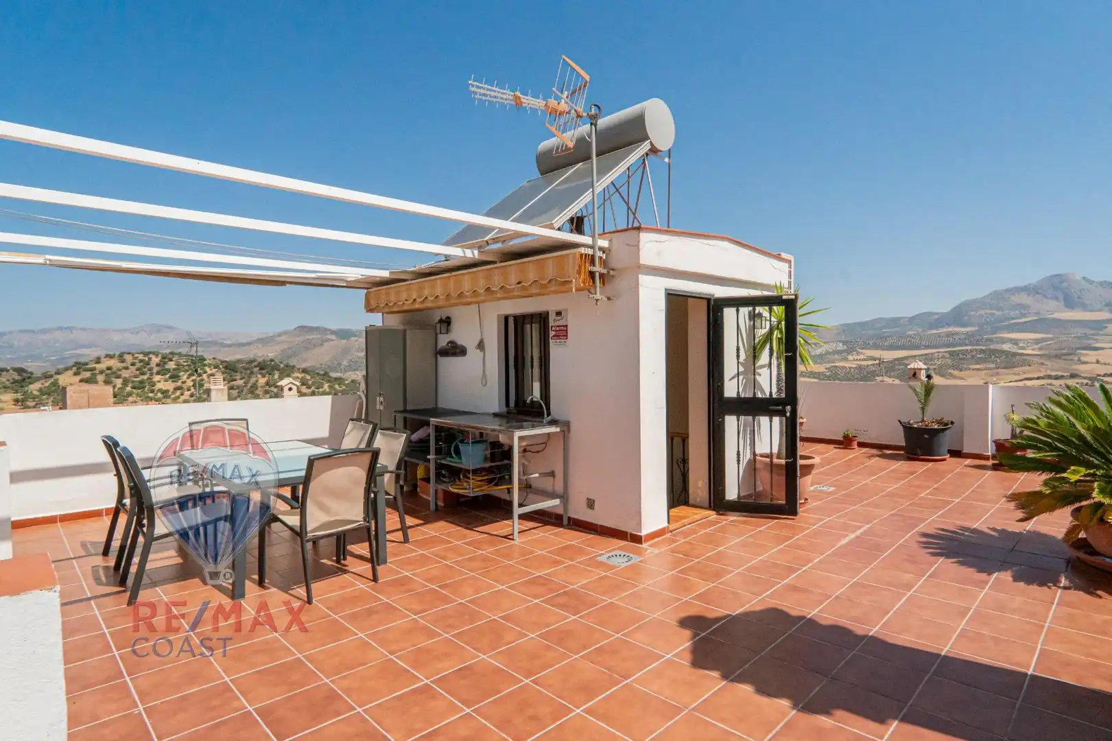 Terrassa de Casa o xalet en venda en Casabermeja amb Aire condicionat i Terrassa