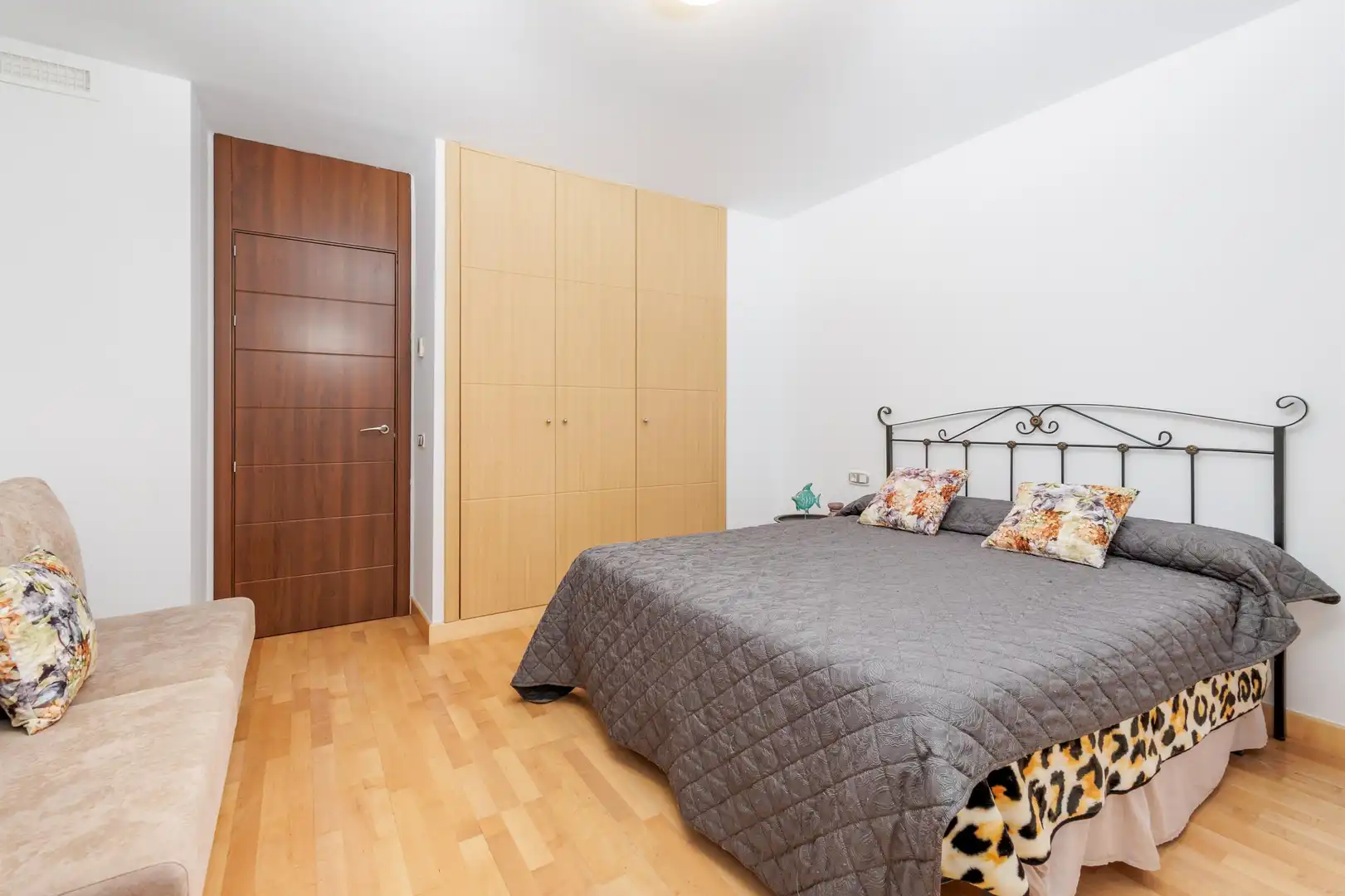 Habitación de Apartamento en venta en Mijas con Aire acondicionado, Calefacción y Jardín privado