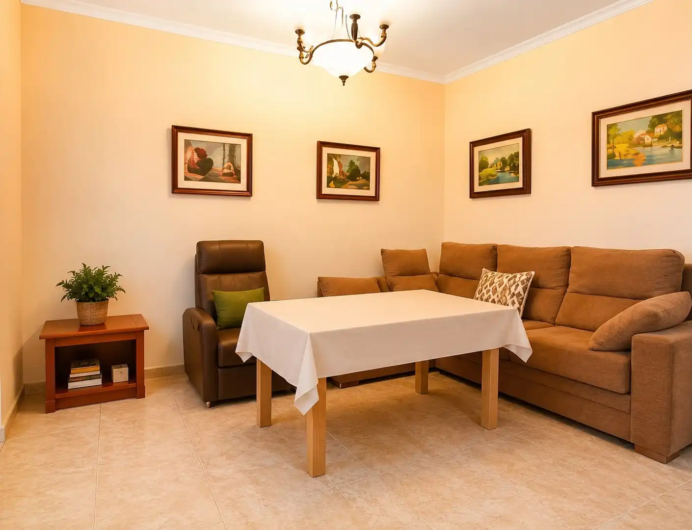 Comedor de Casa adosada en venta en Mairena del Alcor