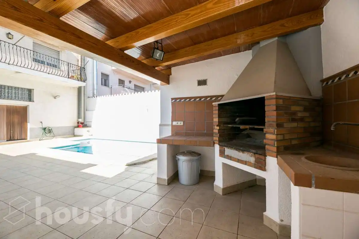 Terrassa de Casa o xalet en venda en Olèrdola amb Terrassa, Traster i Piscina