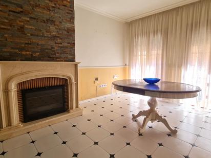 Dining room of Duplex for sale in La Línea de la Concepción  with Air Conditioner, Terrace and Balcony