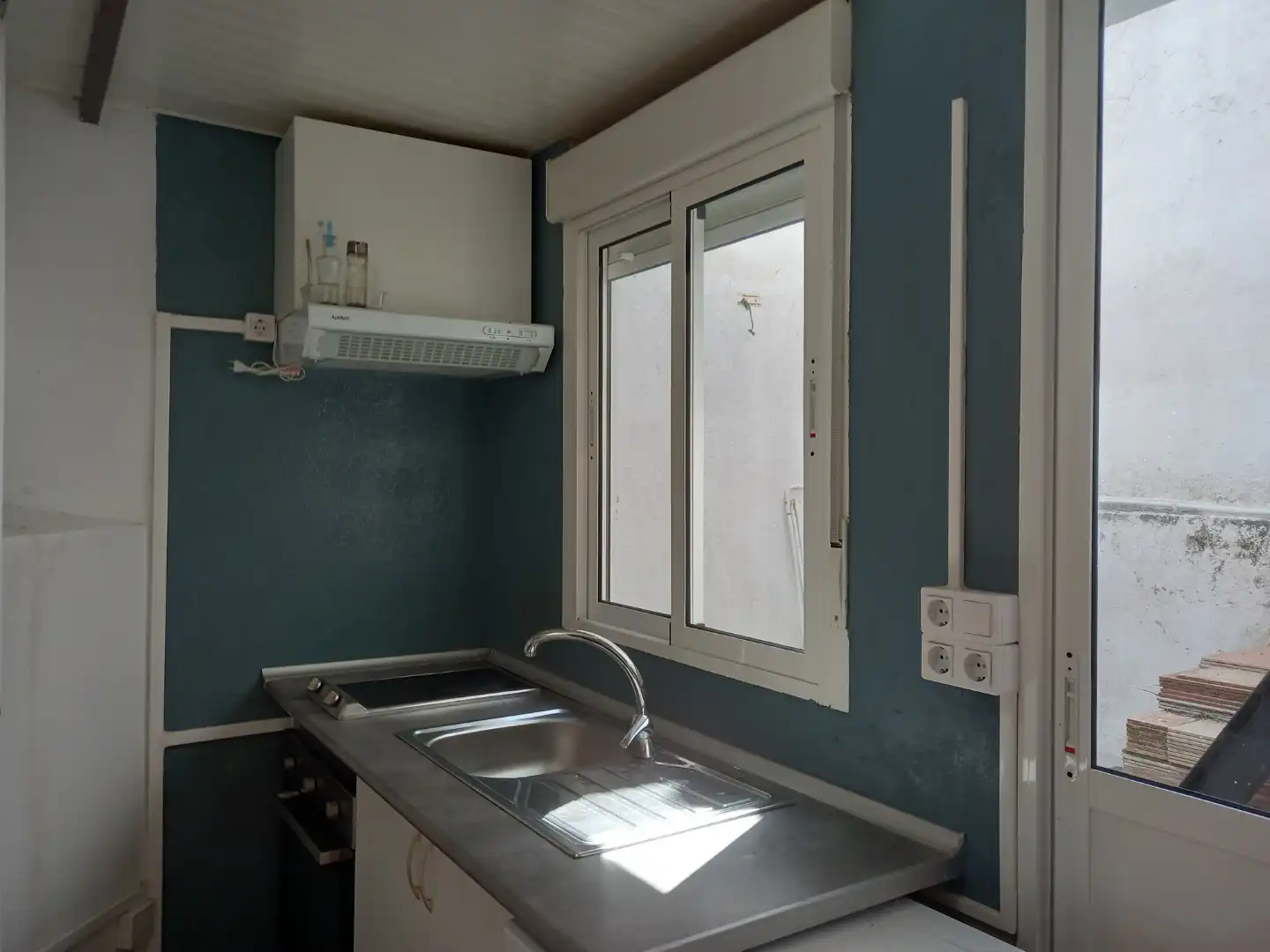 Cocina de Local en venta en Casas de Miravete con Aire acondicionado, Calefacción y Amueblado