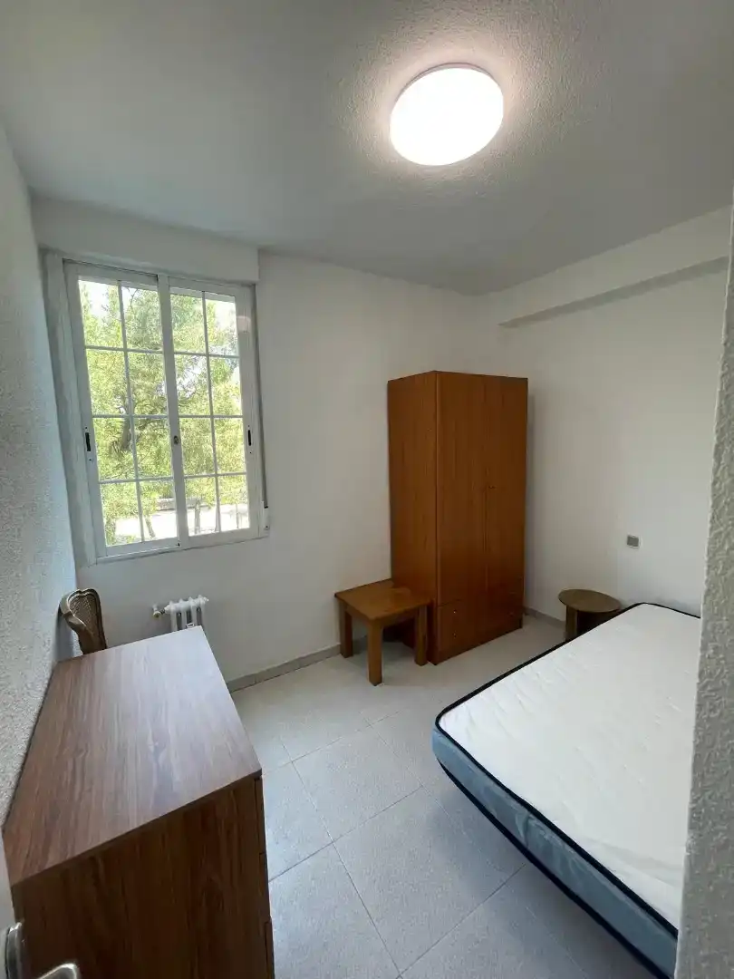 Schlafzimmer von Wohnung zur Miete in  Madrid Capital mit Klimaanlage