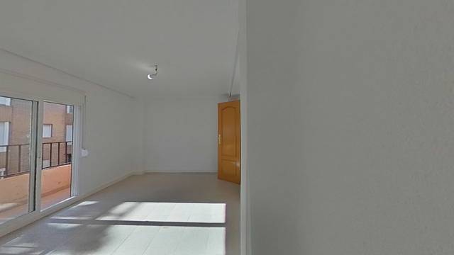 Piso en Venta en C/ Padre Viñas en Els Orriols