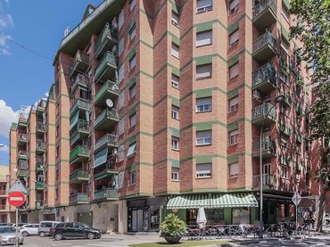 Flat with balcony for sale in Carrer del Monestir de Poblet