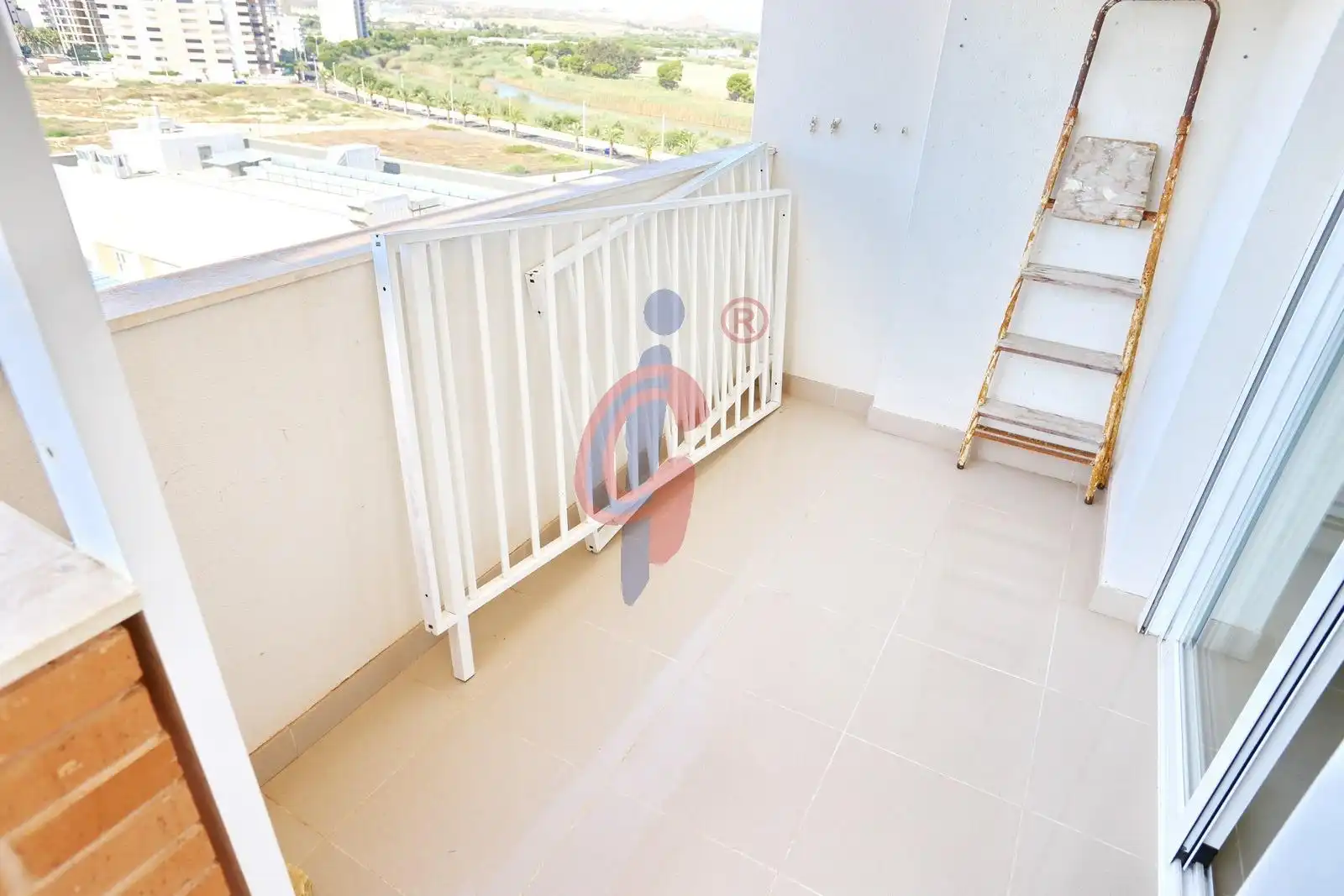 Terraza de Apartamento en venta en Guardamar del Segura con Jardín privado, Terraza y Trastero