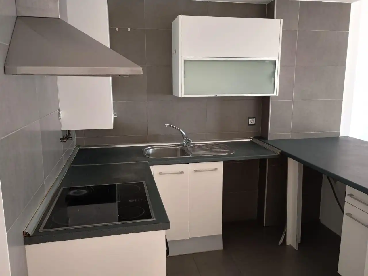 Cuina de Pis en venda en Zaragoza amb Calefacció i Balcó