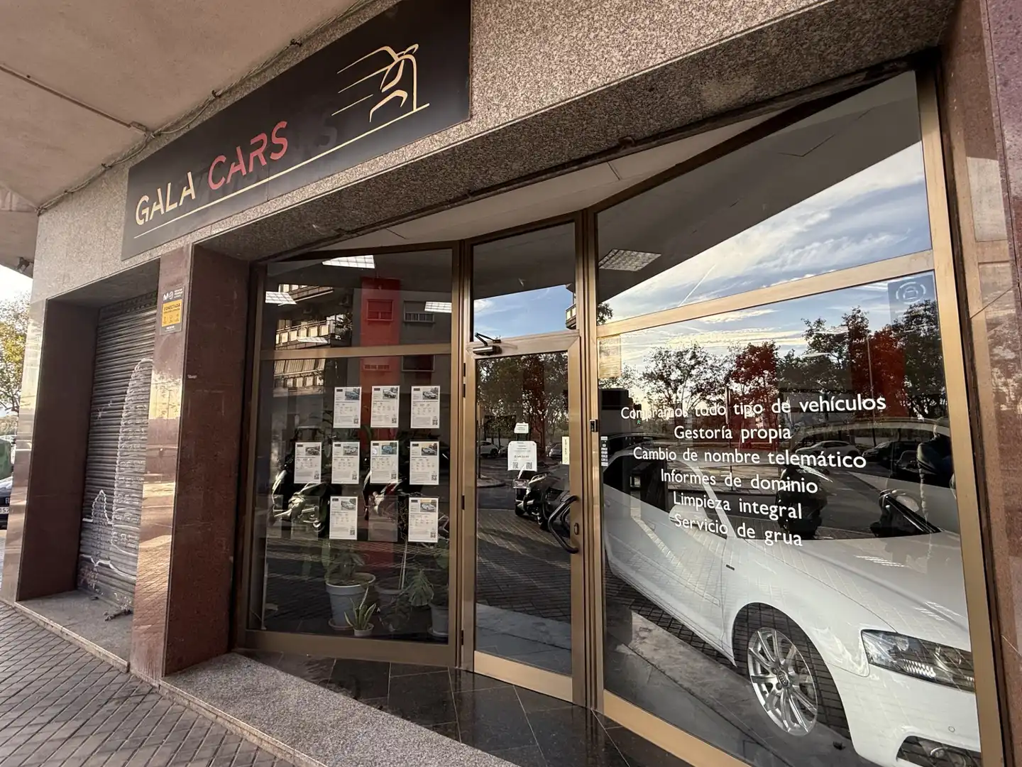 Local comercial en venda a Plaça d'Andreu Molins, imagen 2