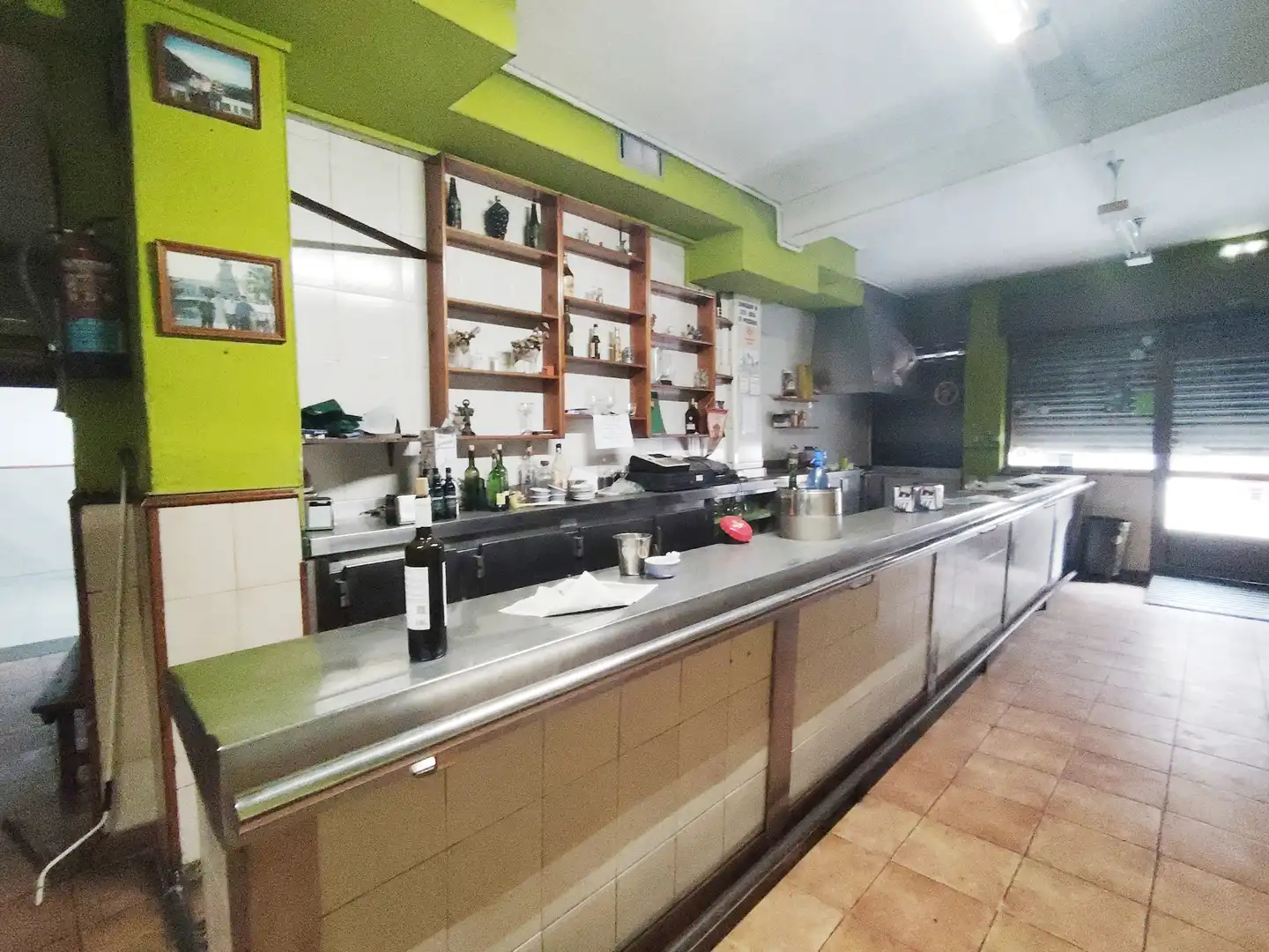 Local commercial à vendre à Calle Ramón y Cajal 62