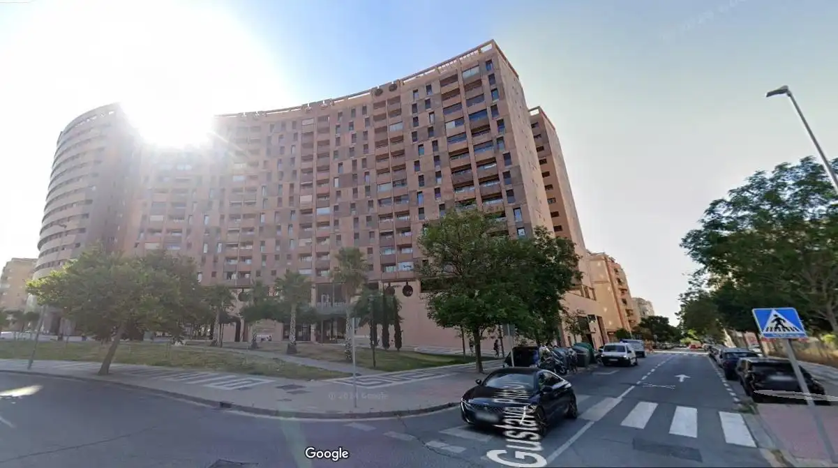 Vista exterior de Piso en venta en Málaga con Aire acondicionado, Terraza y Trastero