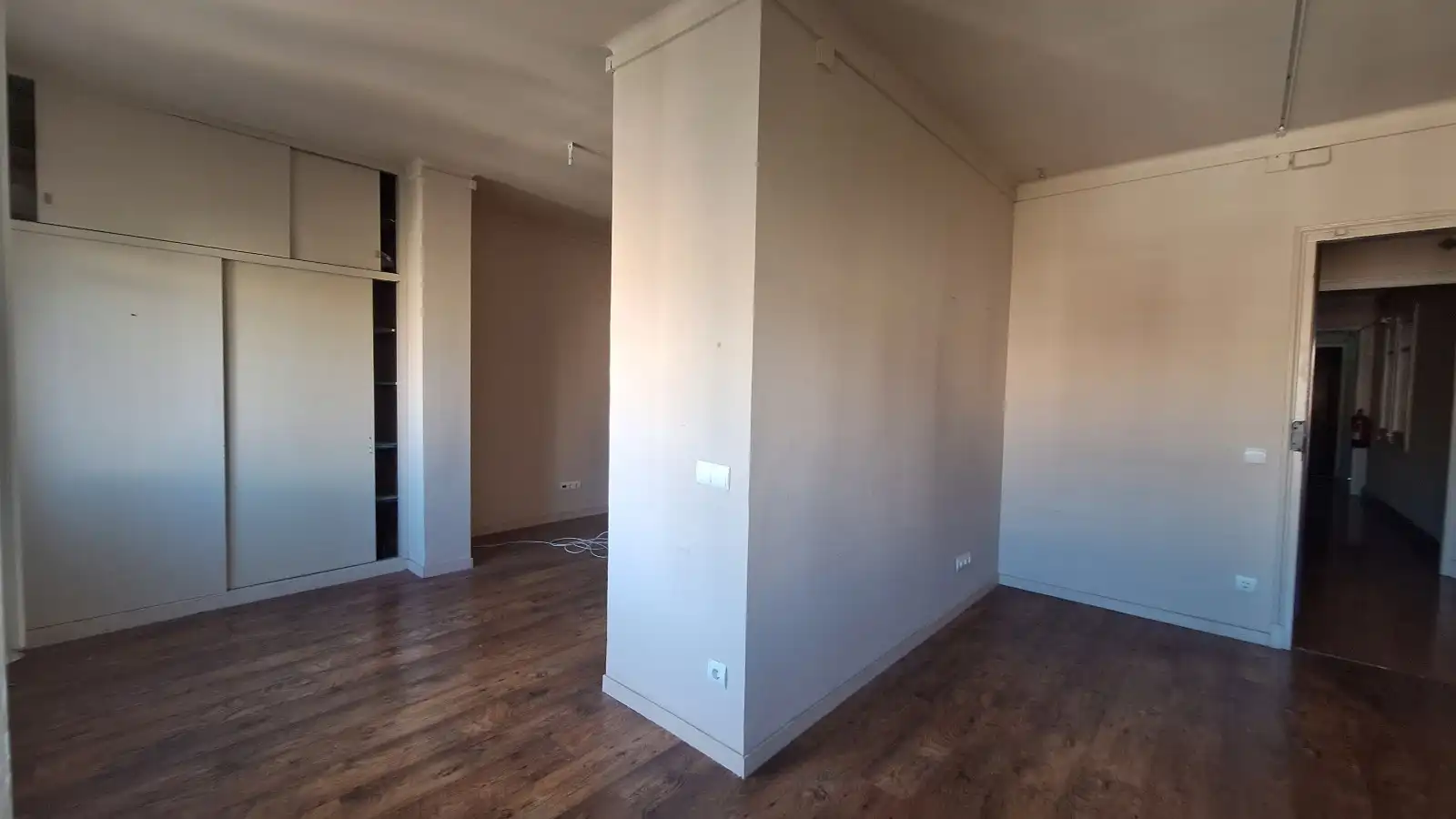 Bedroom of Office for rent in Barcelona