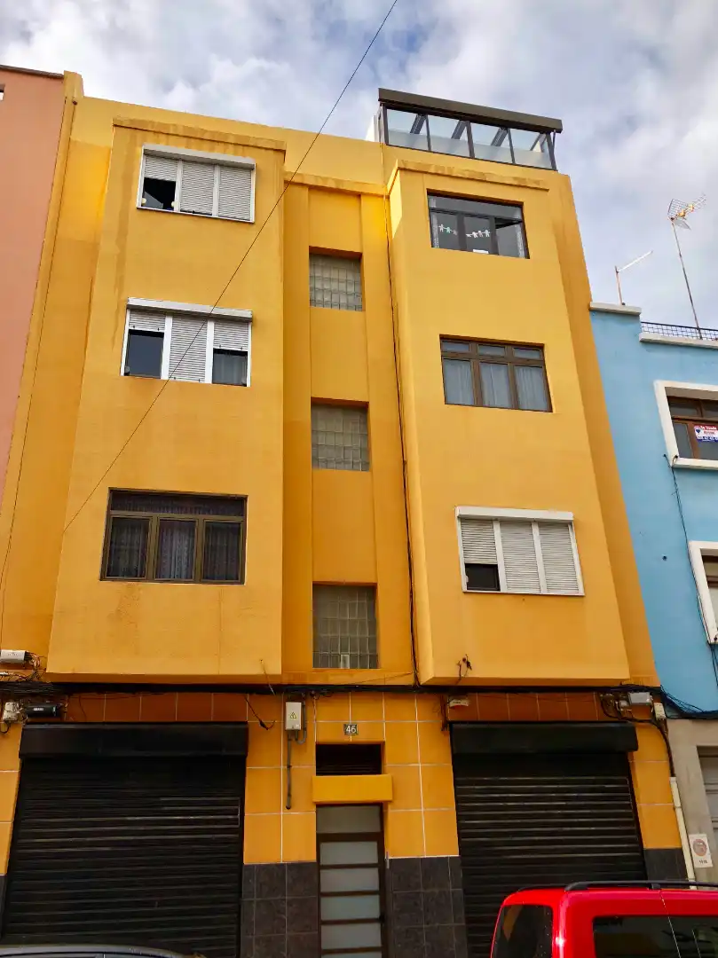 Vista exterior de Local en venta en Las Palmas de Gran Canaria