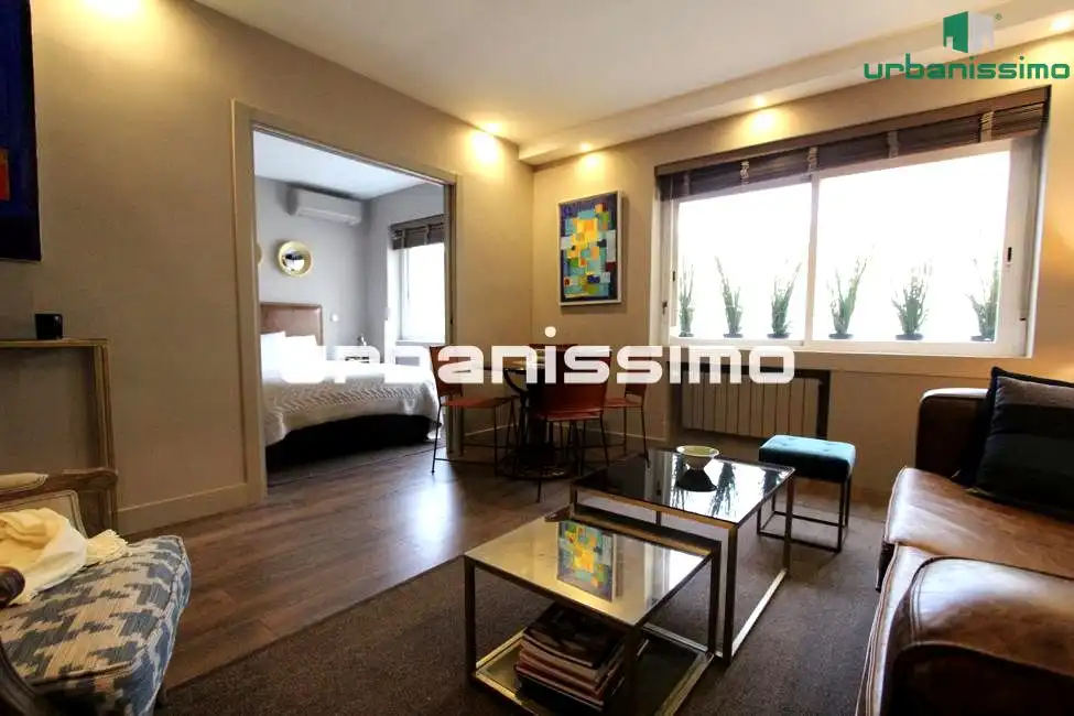 Habitación de Apartamento en venta en Madrid con Aire acondicionado, Calefacción y Amueblado