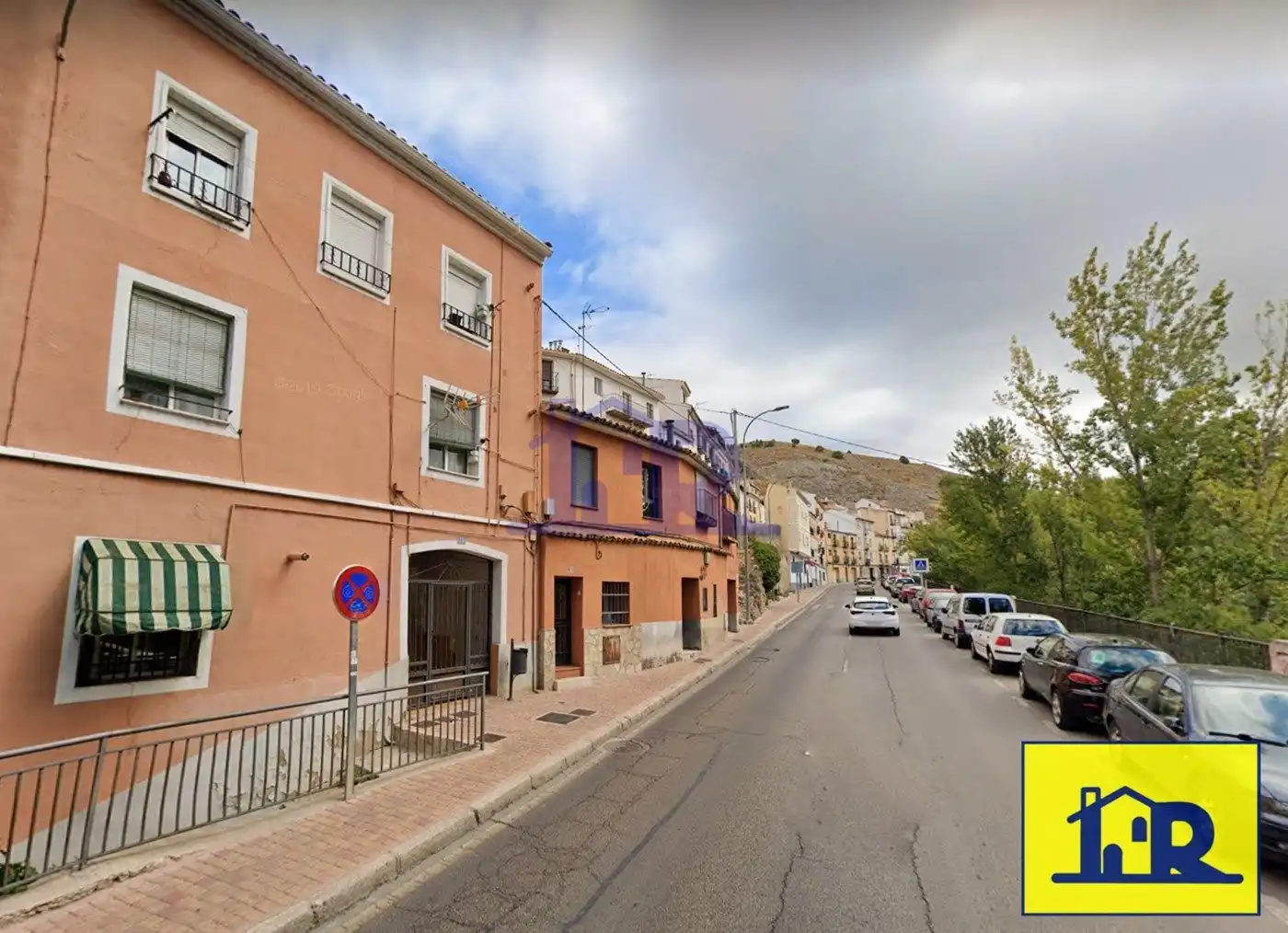 Vista exterior de Pis en venda en Cuenca Capital amb Calefacció i Moblat