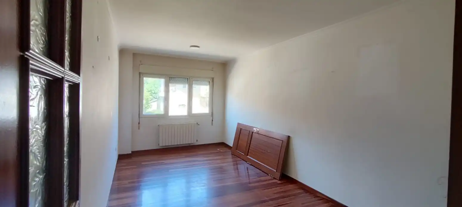 Bedroom of Flat for sale in Piélagos  with Heating, Parquet flooring and Terrace