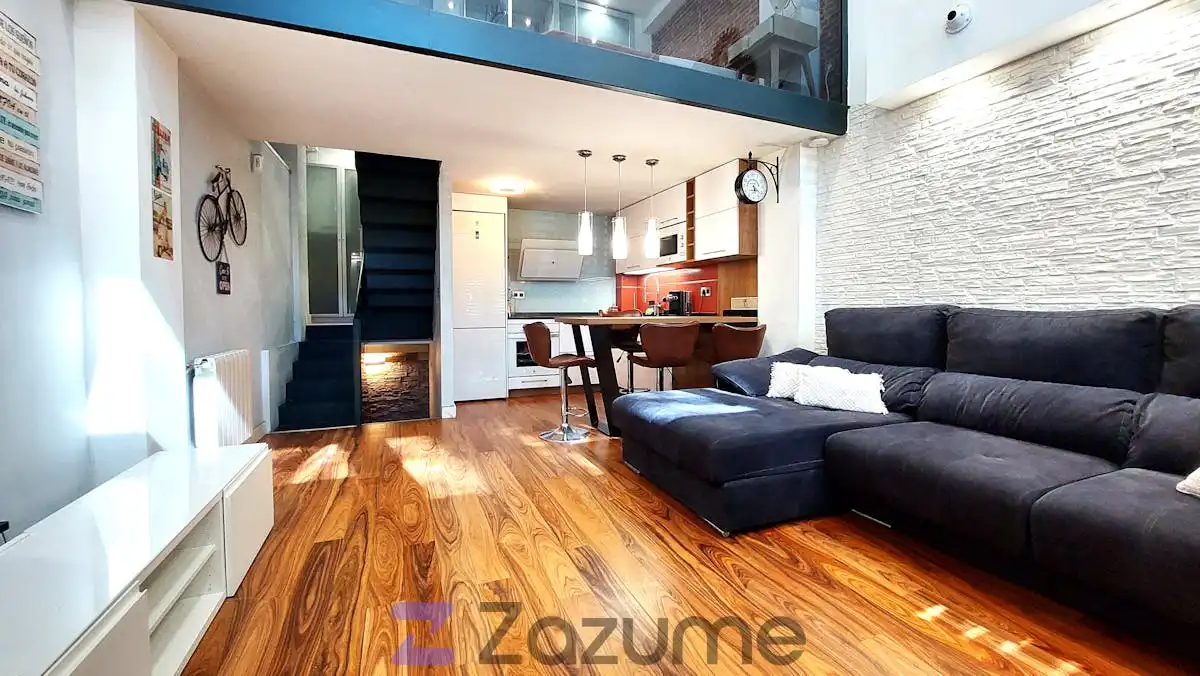 Sala de estar de Loft de alquiler en Madrid con Calefacción, Amueblado y Horno