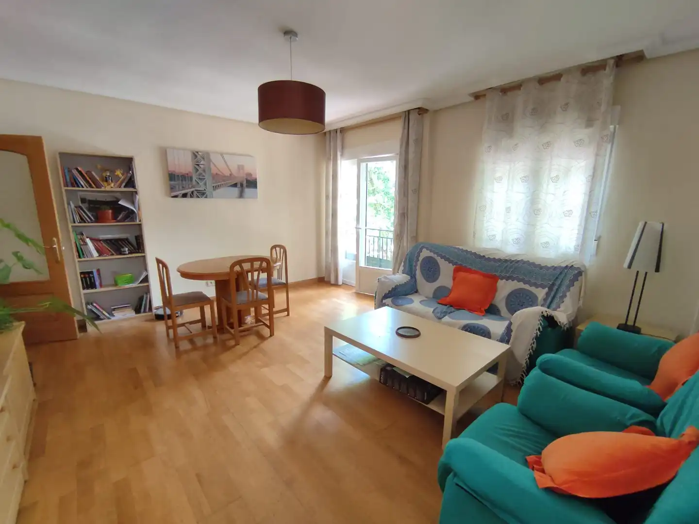 Sala d'estar de Pis per a compartir en Getafe amb Aire condicionat, Calefacció i Parquet