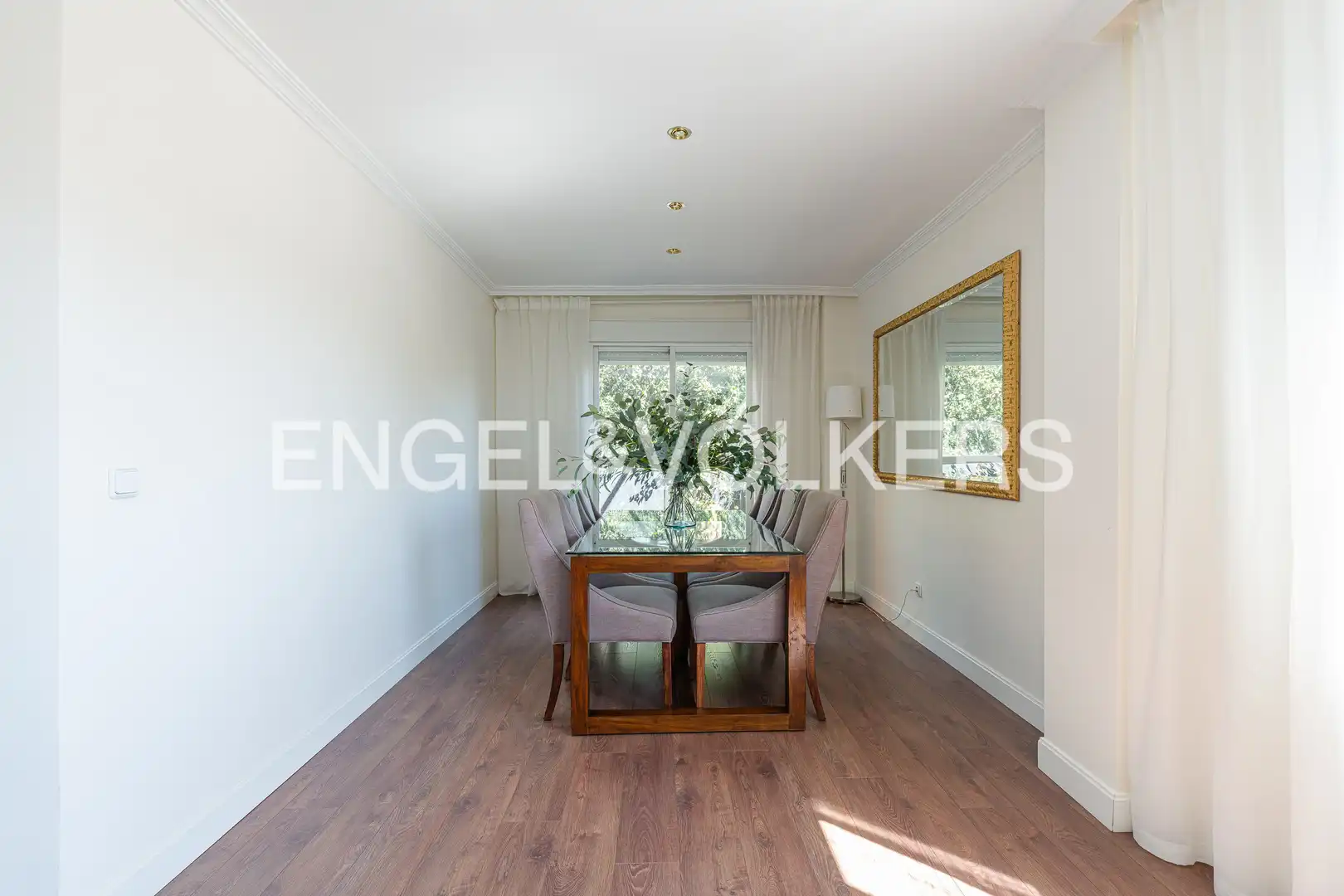 Ático con ascensor en venta en Avenida Carlos V, imagen 2