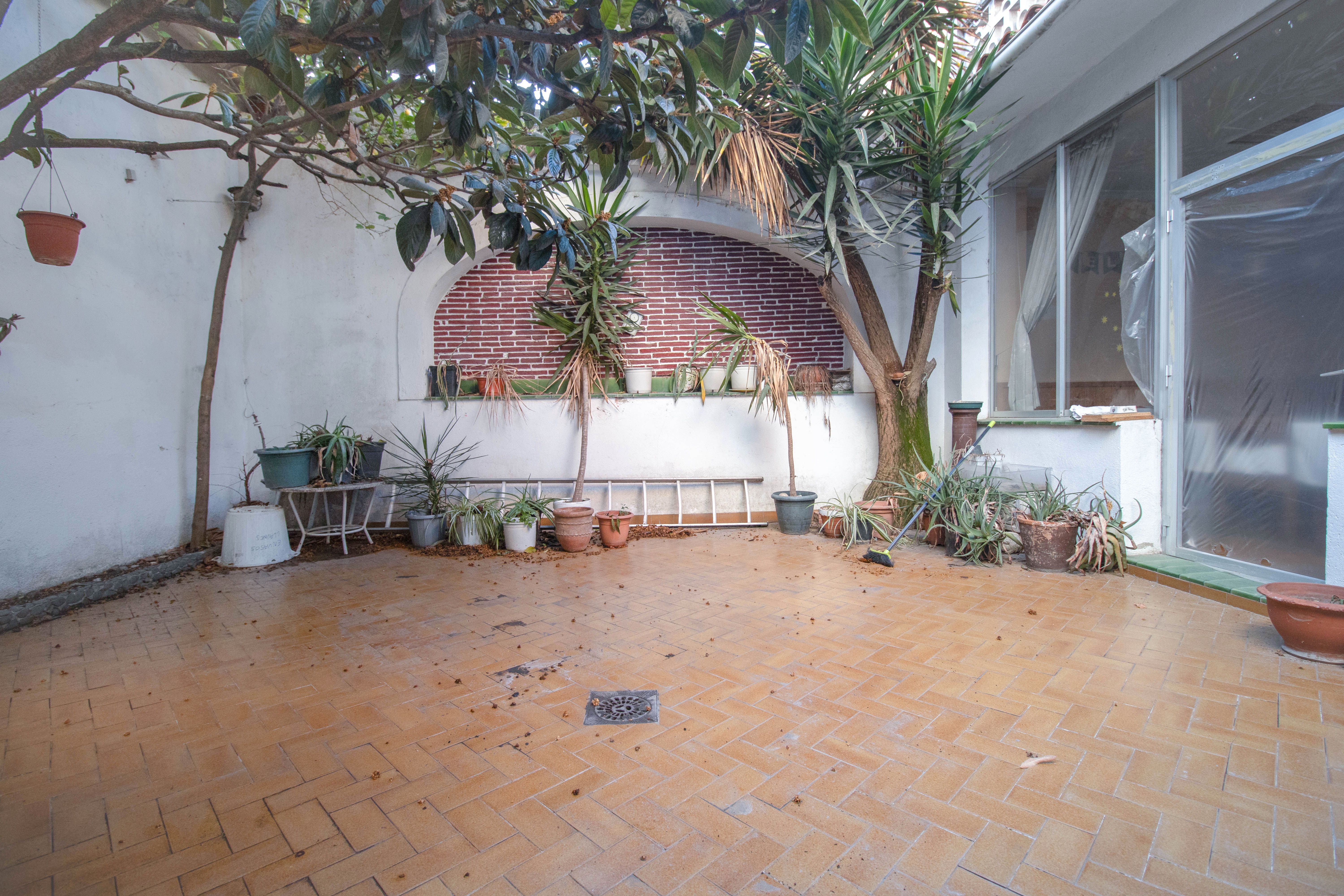 Terrace of Building for sale in Llinars del Vallès