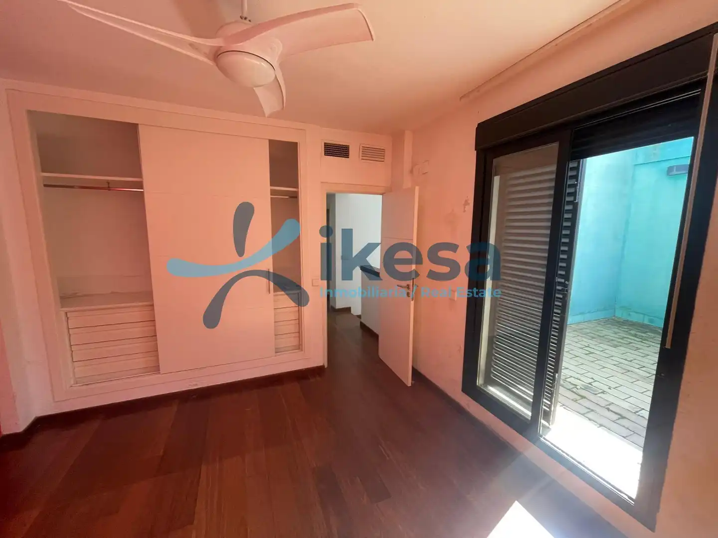 Casa o xalet en venda en Espartinas amb Jardí privat, Piscina i Piscina comunitària