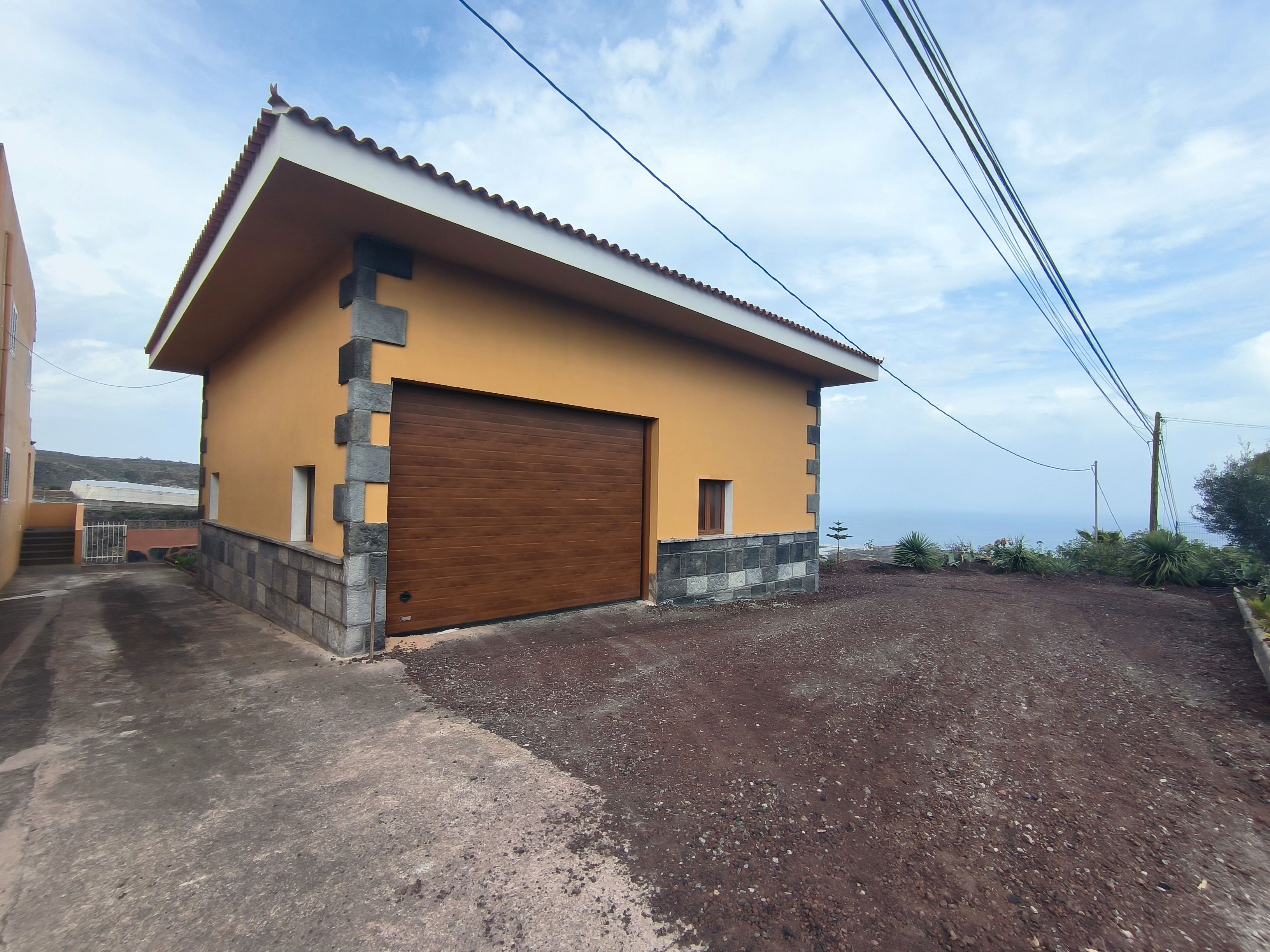 Vista exterior de Casa o xalet en venda en Santa María de Guía de Gran Canaria amb Jardí privat i Terrassa