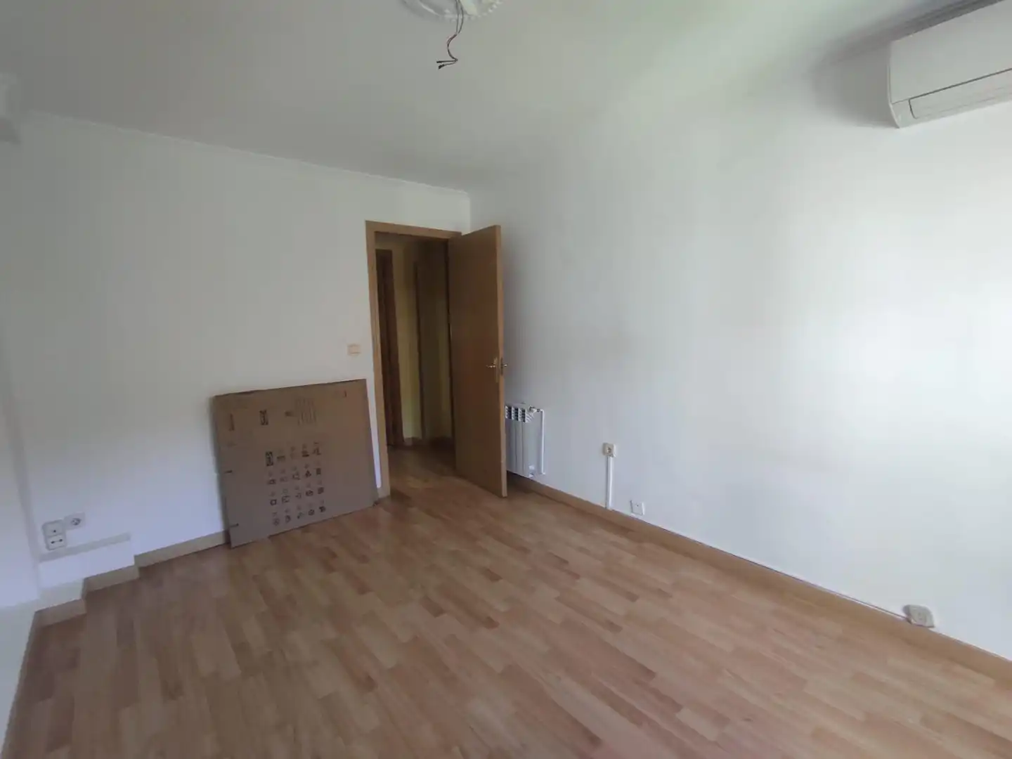 Habitación de Piso en venta en Madrid con Aire acondicionado, Calefacción y Jardín privado