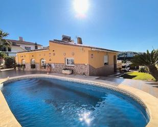 Piscina de Casa o xalet en venda en Mijas amb Aire condicionat, Jardí privat i Terrassa