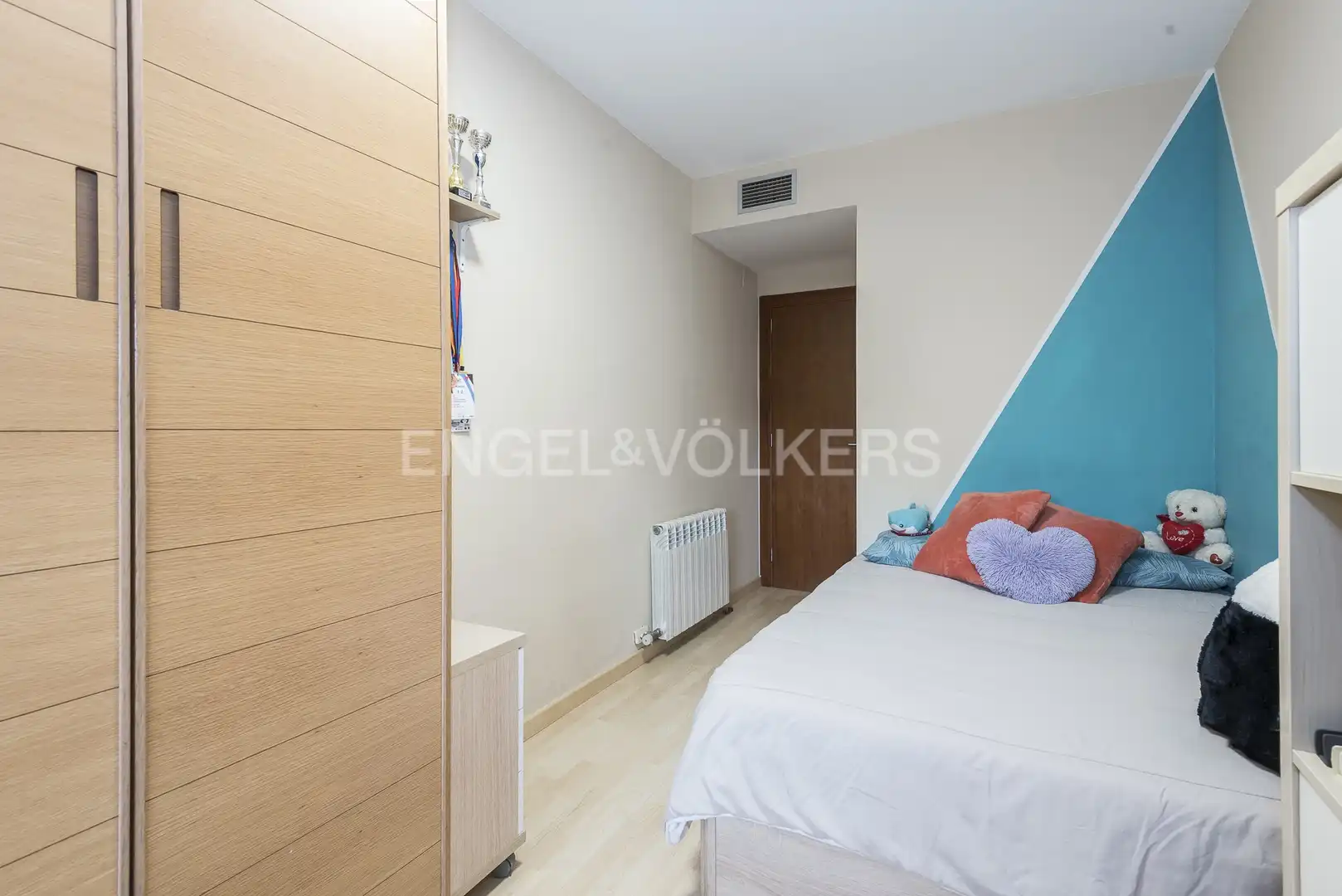 Bedroom of Flat for sale in Vilanova i la Geltrú  with Air Conditioner, Heating and Private garden