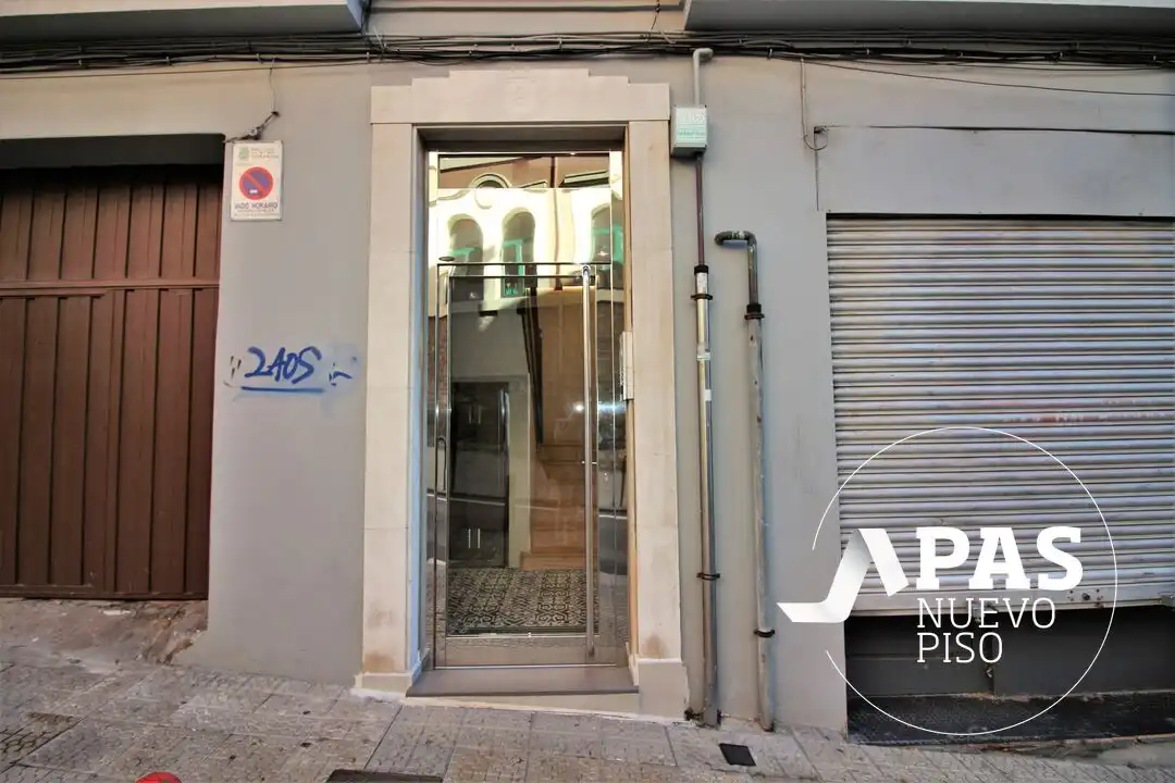 Exterior view of Flat for sale in Centro - Ayuntamiento