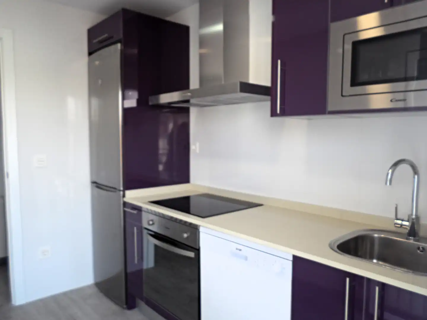 Cocina de Piso en venta en Zaragoza con Calefacción y Balcón