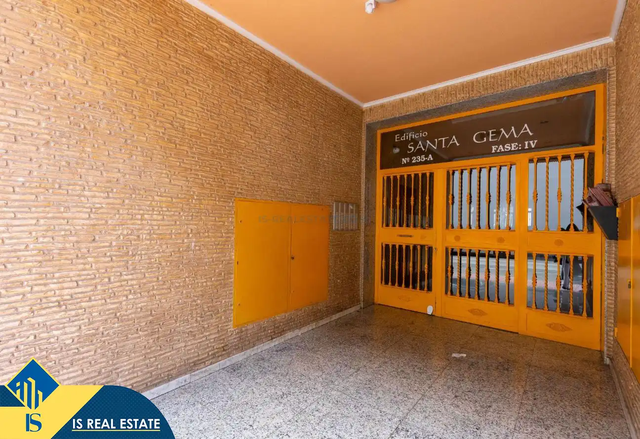 Estudio en venta en Torrevieja con Calefacción, Terraza y Amueblado