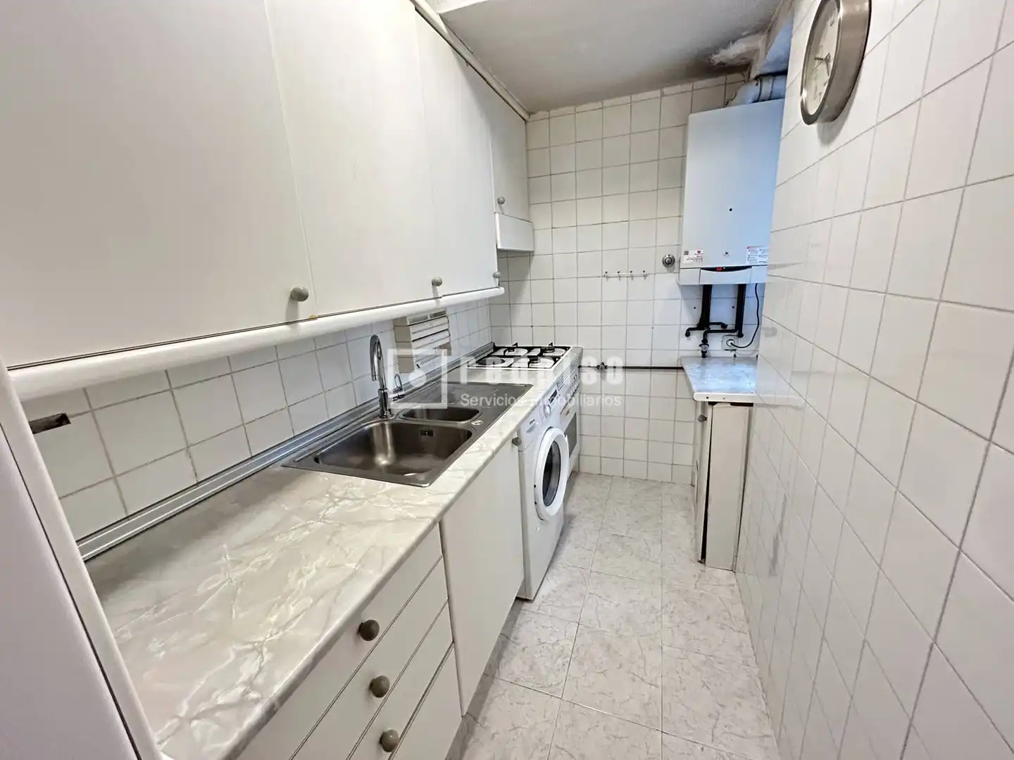 Cocina de Piso en venta en Madrid con Calefacción, Terraza y Amueblado