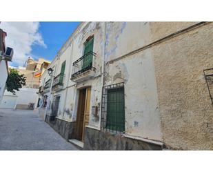 Vista exterior de Casa o xalet en venda en Santa Cruz de Marchena amb Terrassa