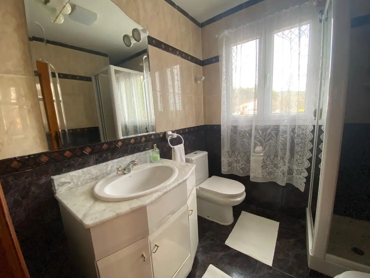 Casa con terraza en venta en Barrio Sámano, imagen 83