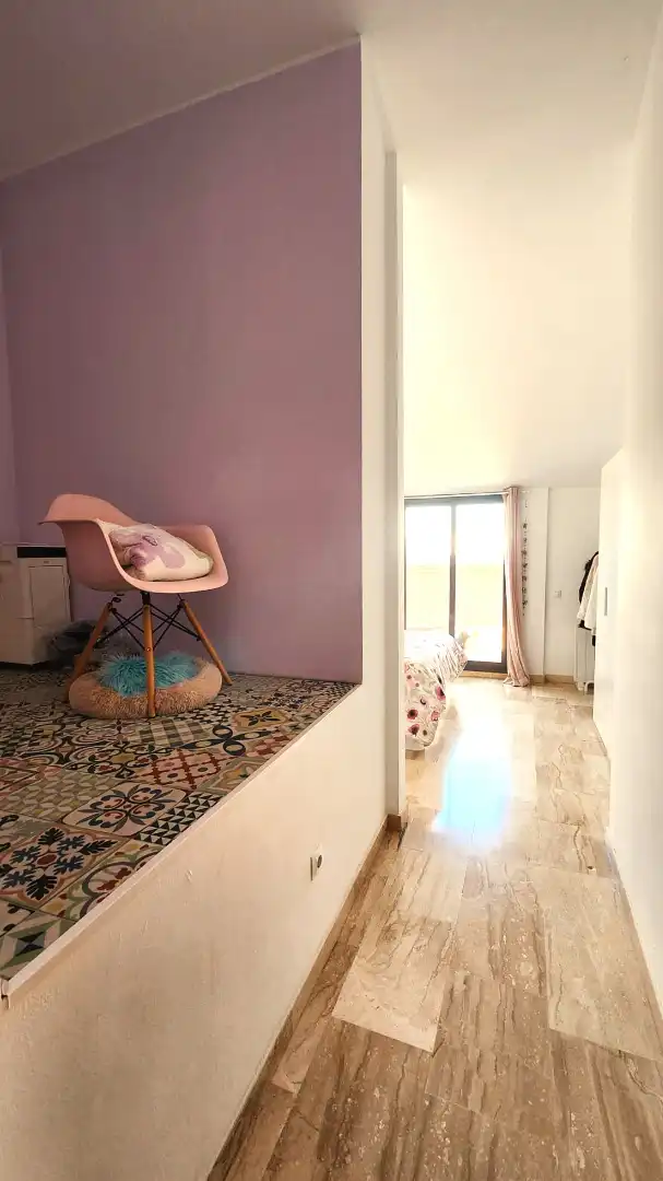 Schlafzimmer von Dachboden zum Verkauf in Rubí mit Klimaanlage, Heizung und Terrasse