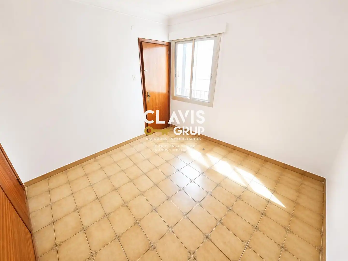 Vista exterior de Ático en venta en Barcelona con Aire acondicionado, Calefacción y Terraza