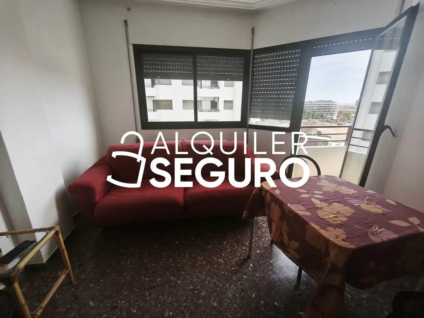 Habitación de Piso de alquiler en Zaragoza con Calefacción, Terraza y Trastero