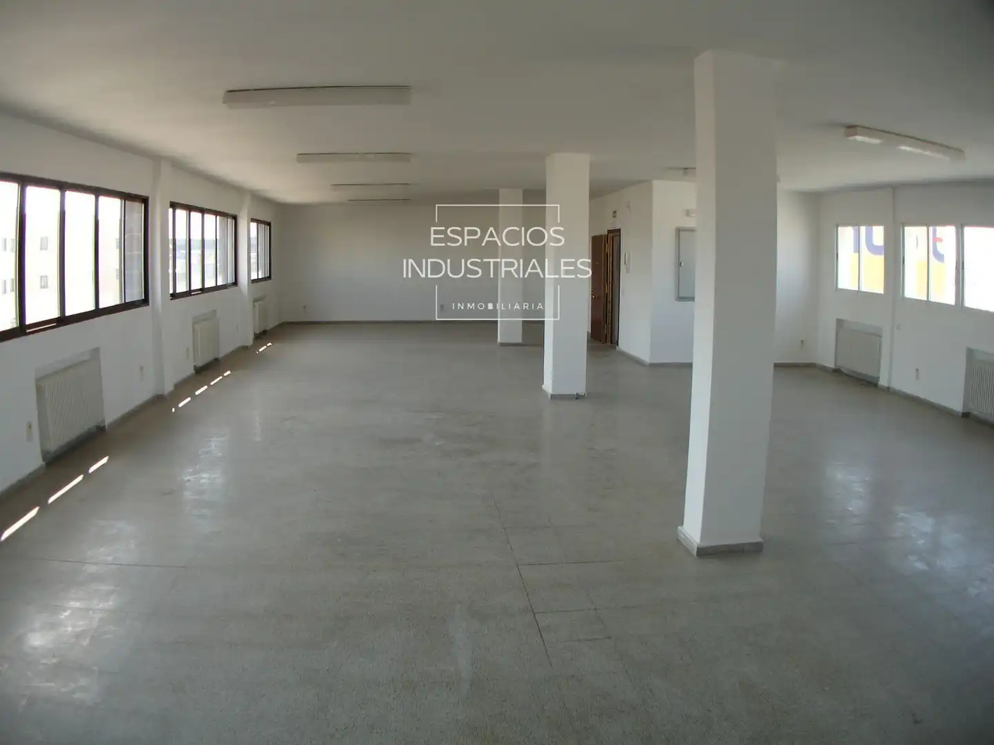 Industrial building with lift for sale in San Blas, imagen 12