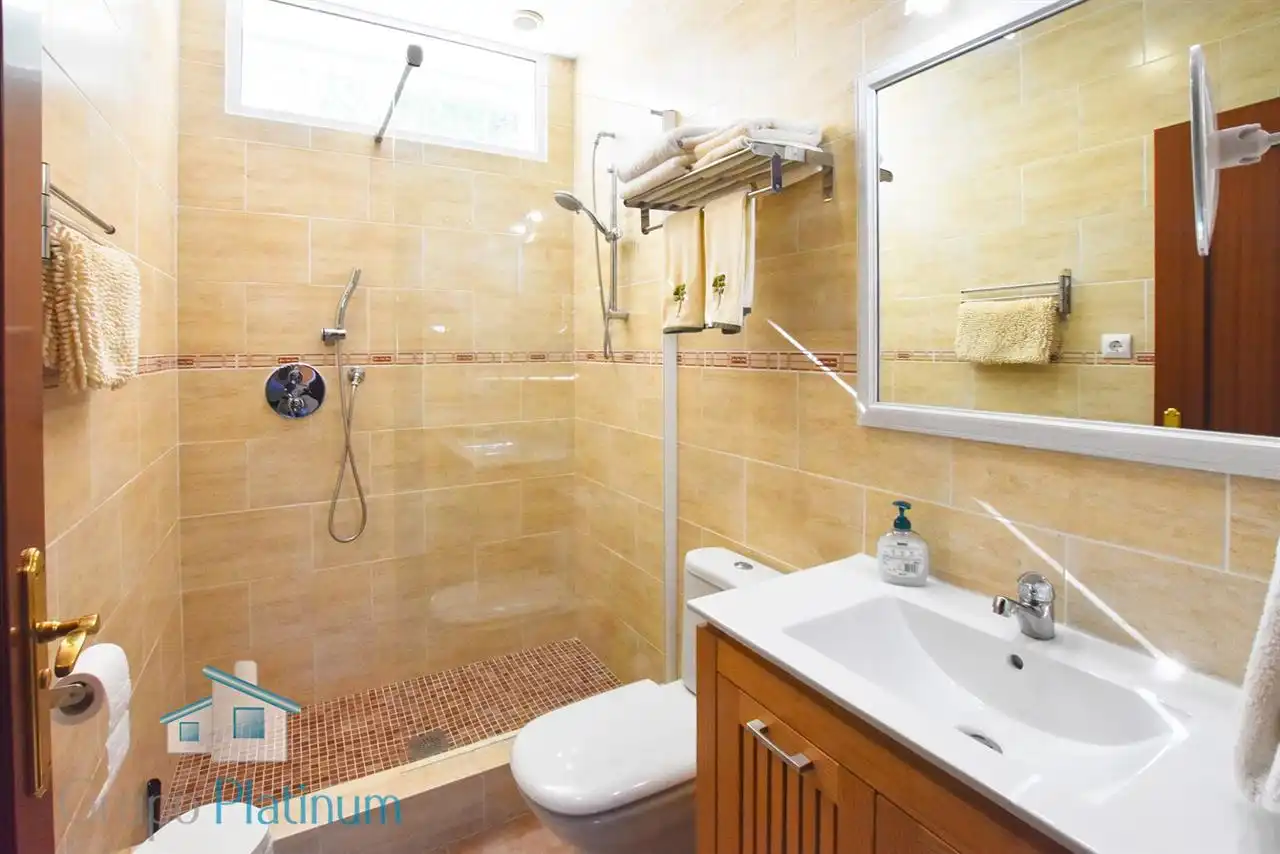 Bany de Casa o xalet en venda en Lorca amb Aire condicionat, Calefacció i Jardí privat