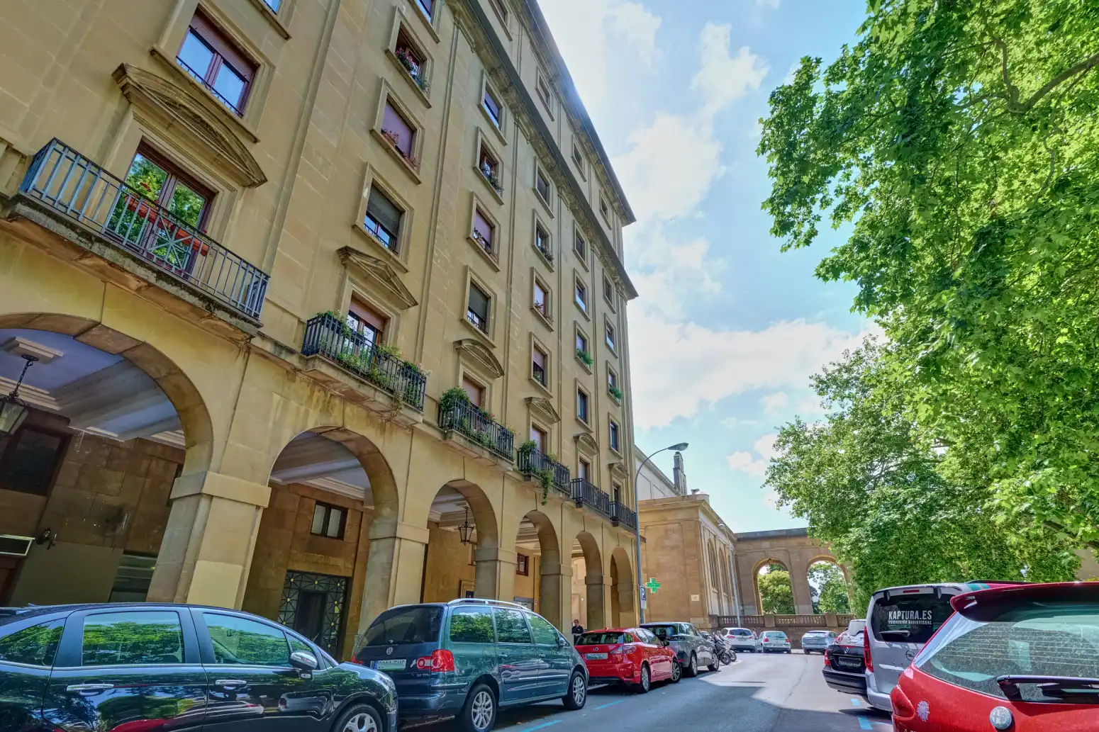 Vista exterior de Pis en venda en  Pamplona / Iruña amb Calefacció, Parquet i Traster